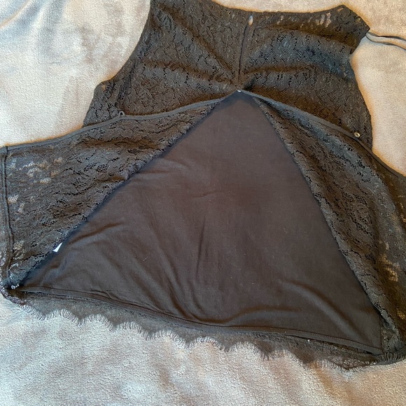 Babaton - Woman’s black, lace tank top, size M. - Picture 9 of 14